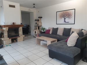 corps de ferme à la vente -   60400  NOYON, surface 1 m2 vente corps de ferme - UBI436849553